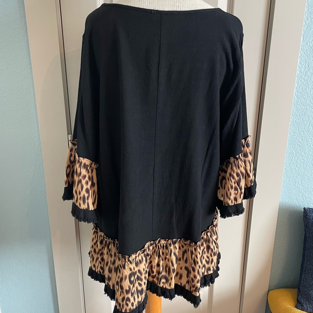 Umgee Black and Leopard Print Pantsuit - Picture 9 of 9